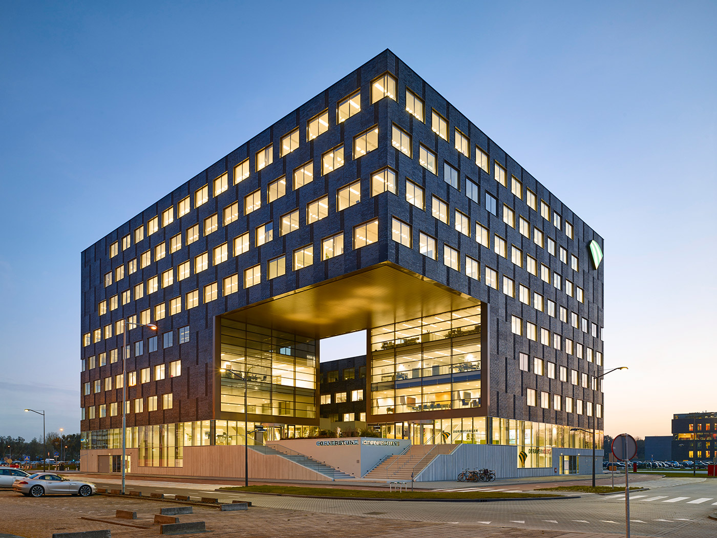 Carerix is verhuisd naar Cornerstone Business park Rotterdam The Hague Airport
